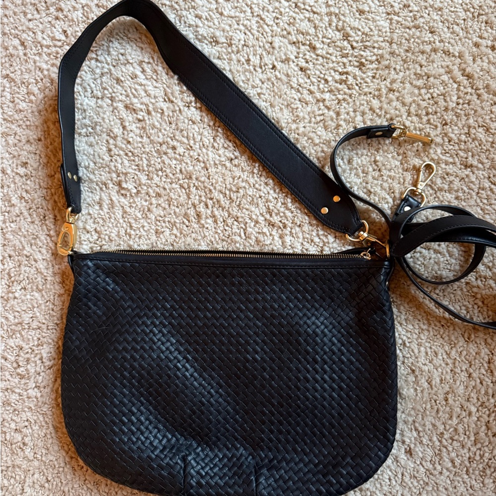 Quince Black Woven Shoulder Bag - Picture 2 of 3